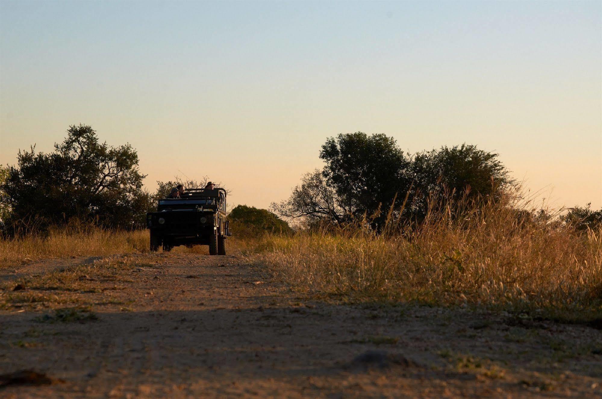 Shindzela Tented Camp Timbavati Game Reserve Eksteriør bilde